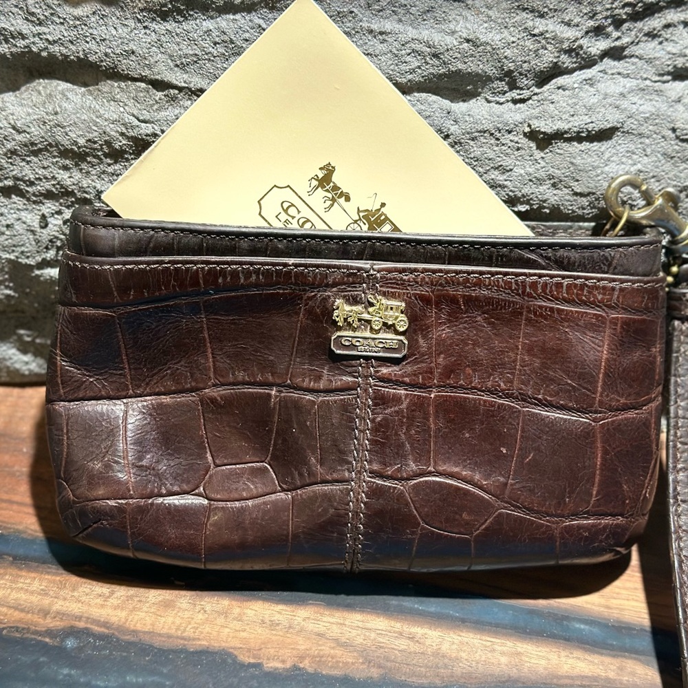** SOLD***Near Vintage Coach Dark Brown Croc-Embossed Wristlet